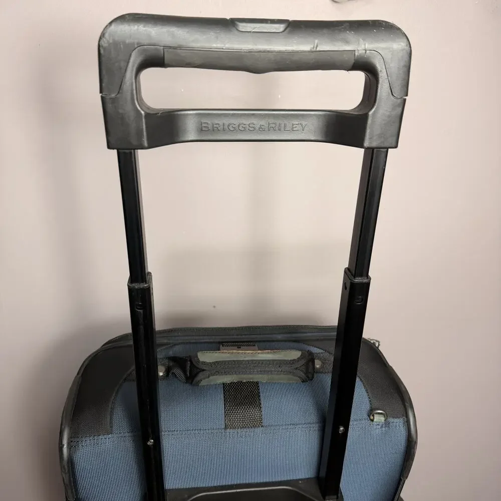 Briggs & Riley Transcend 23” Upright Rolling Duffle Luggage Blue TDUD526 $399